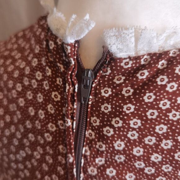 70s Prairie Dress With Daisy Print Brown Cotton Fabric Lace full skirt festival - Picture 8 of 9